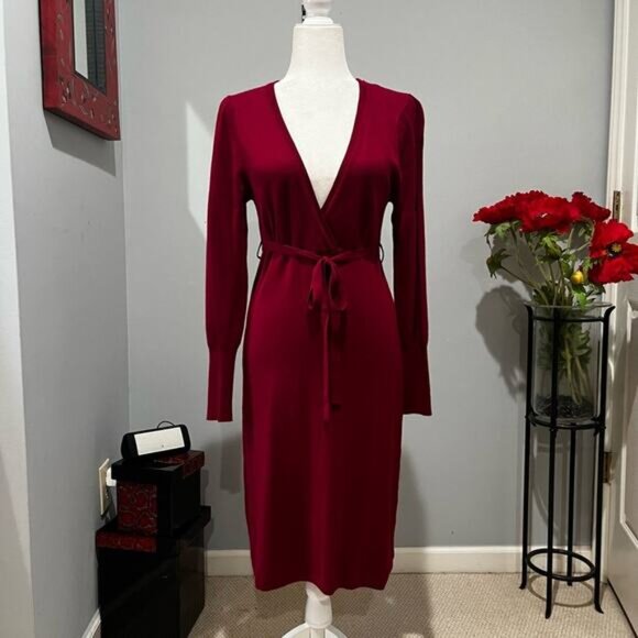 NEW BCBGMAXAZRIA Belted Tailored Plunge Midi Sweater Dress Crimson Red Small NWT - Picture 15 of 15